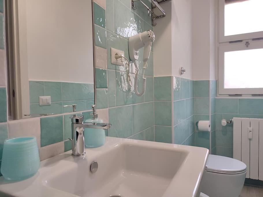 Sunnyhome- Ostia Lido Vista Mare 2 Bagni 외부 사진