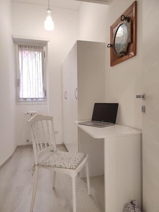 Sunnyhome- Ostia Lido Vista Mare 2 Bagni 외부 사진